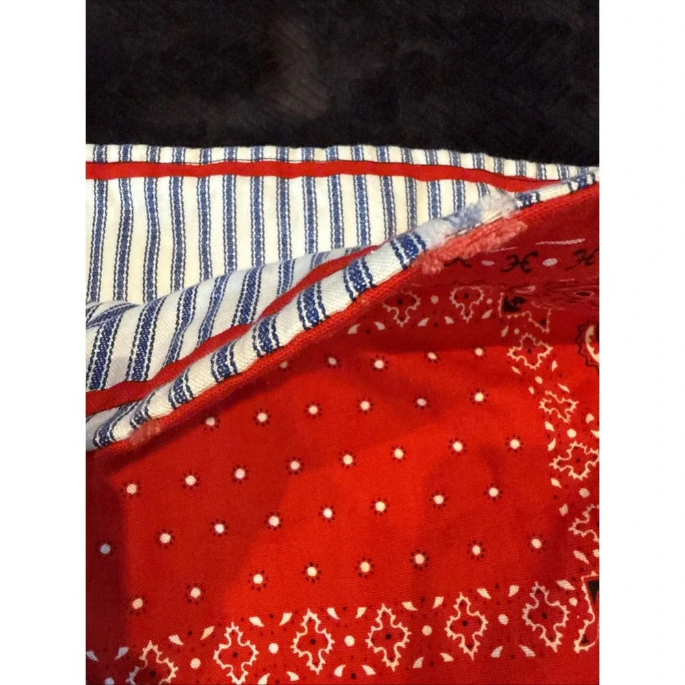 2 Placemats Apple‎ Country Blue Stripe Red Bandana Reversible FLAW - Picture 5 of 8